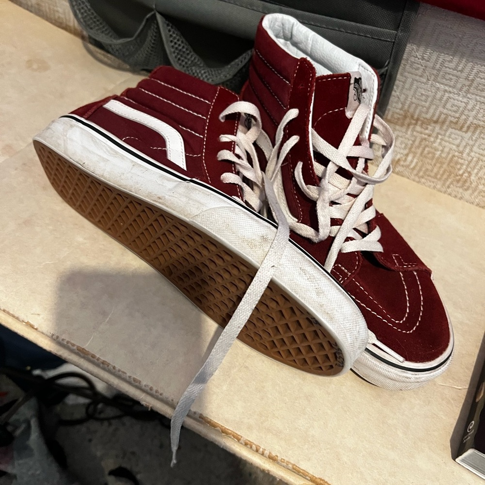 Stranger Things Max Mayfield Vans Sk8-Hi Sneakers in Maroon